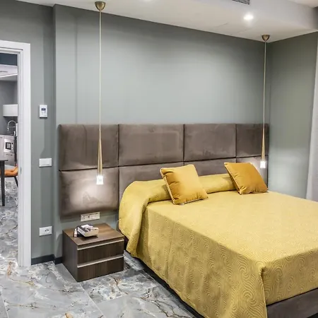 דירה Gold Luxury Flat X4 סורנטו