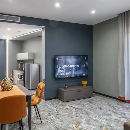 Gold Luxury Flat X4